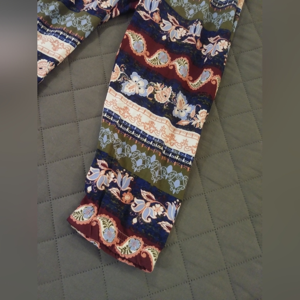 Colorful Patterned Jumpsuit - Picture 3 of 8